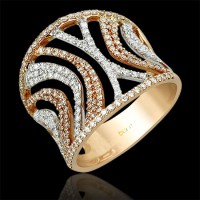 Sortija. Oro blanco y oro rosa 18K 
Diamantes: 0.96cts, talla brillante, 218 piedras